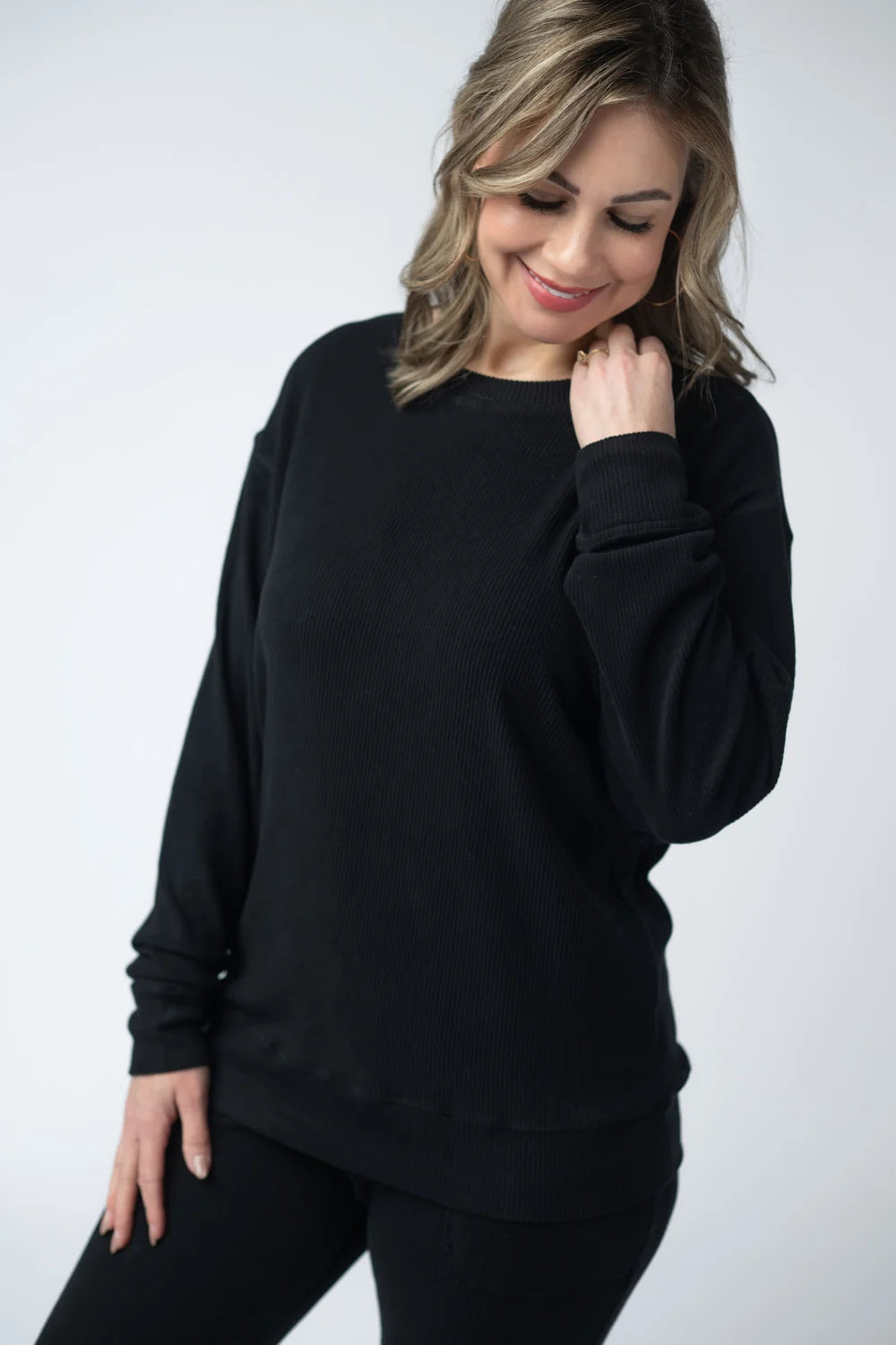 Corrine Ribbed Pullover Top - Black-Pullover-Villari Chic, women's online fashion boutique in Severna, Maryland