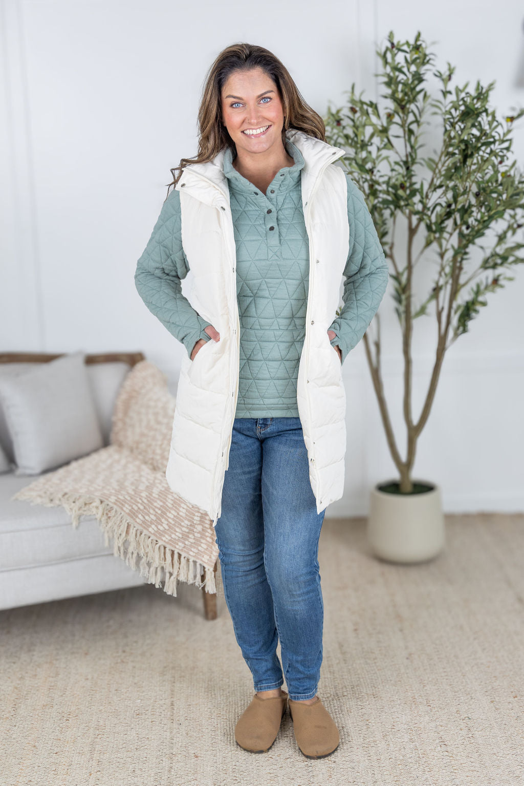 Harlow Long Vest - Cream-clothing-Villari Chic, women's online fashion boutique in Severna, Maryland