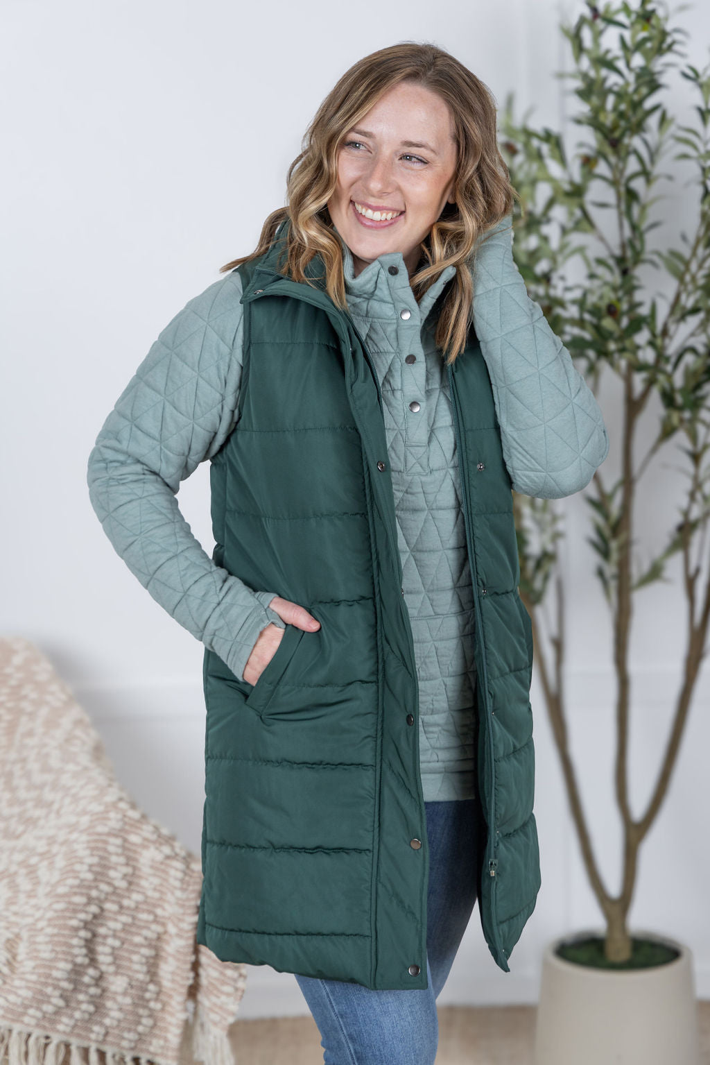 Harlow Long Vest - Hunter Green-clothing-Villari Chic, women's online fashion boutique in Severna, Maryland