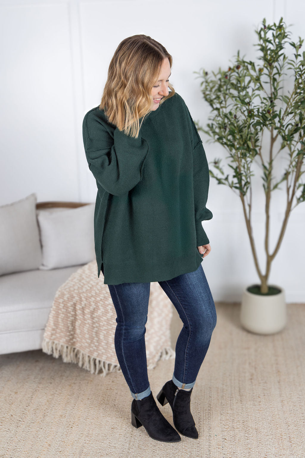 Aurora Cozy Sweater - Hunter Green-Sweater-Villari Chic, women's online fashion boutique in Severna, Maryland