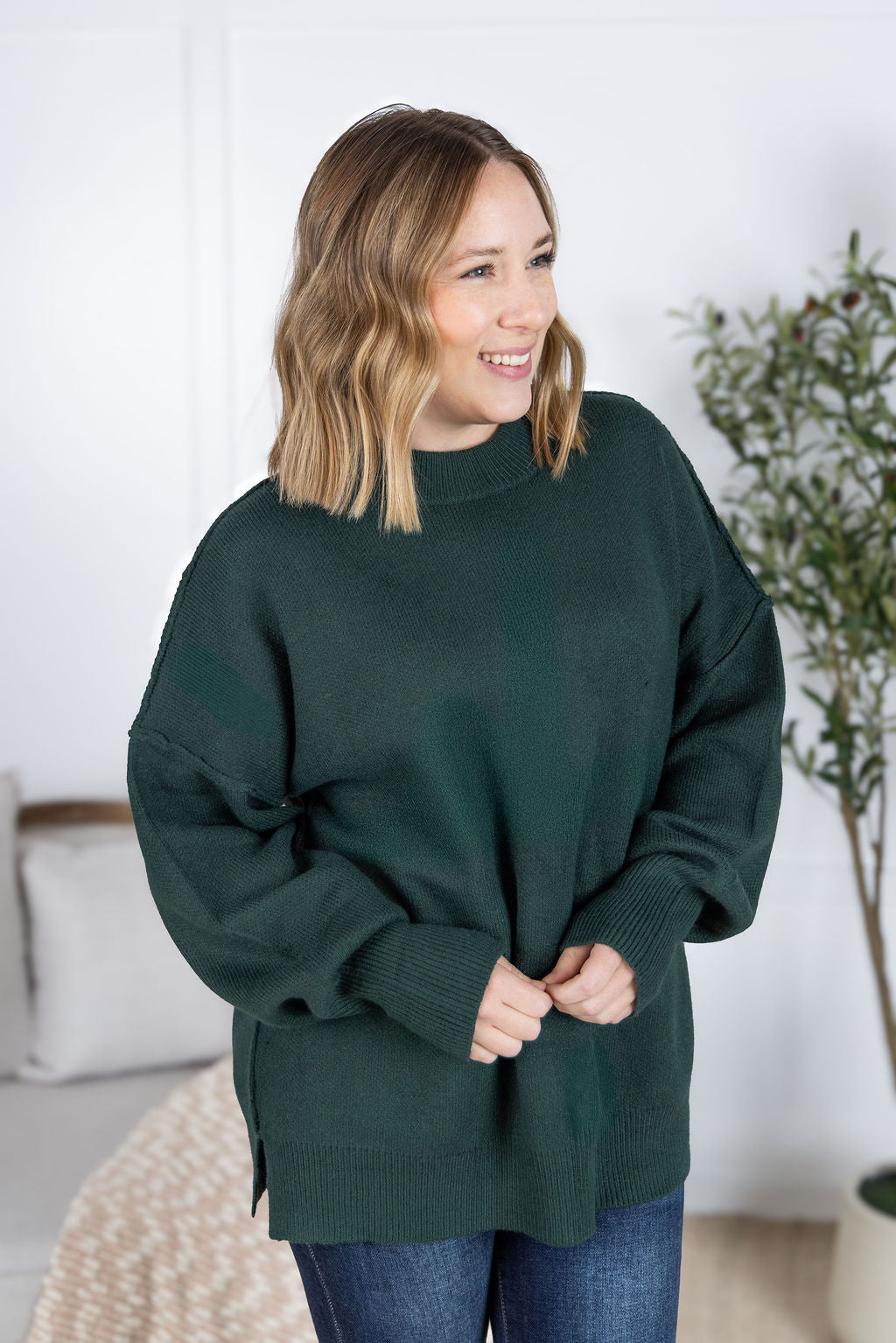 Aurora Cozy Sweater - Hunter Green-Sweater-Villari Chic, women's online fashion boutique in Severna, Maryland