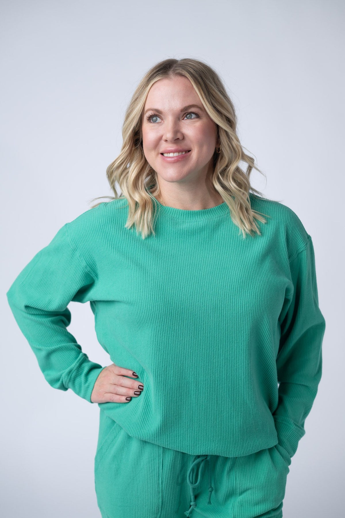 Corrine Ribbed Pullover Top - Emerald-Pullover-Villari Chic, women's online fashion boutique in Severna, Maryland