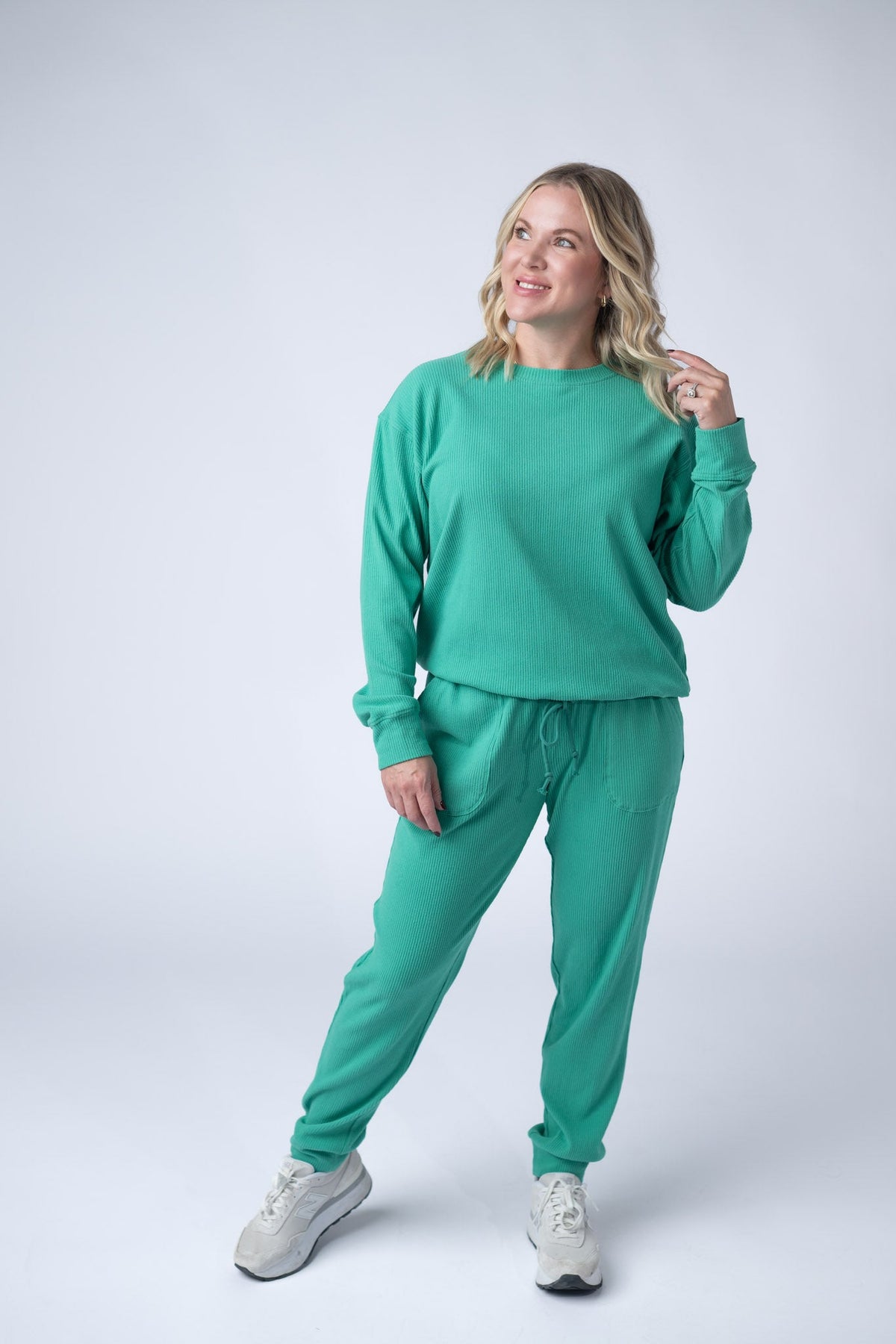 Corrine Ribbed Pullover Top - Emerald-Pullover-Villari Chic, women's online fashion boutique in Severna, Maryland