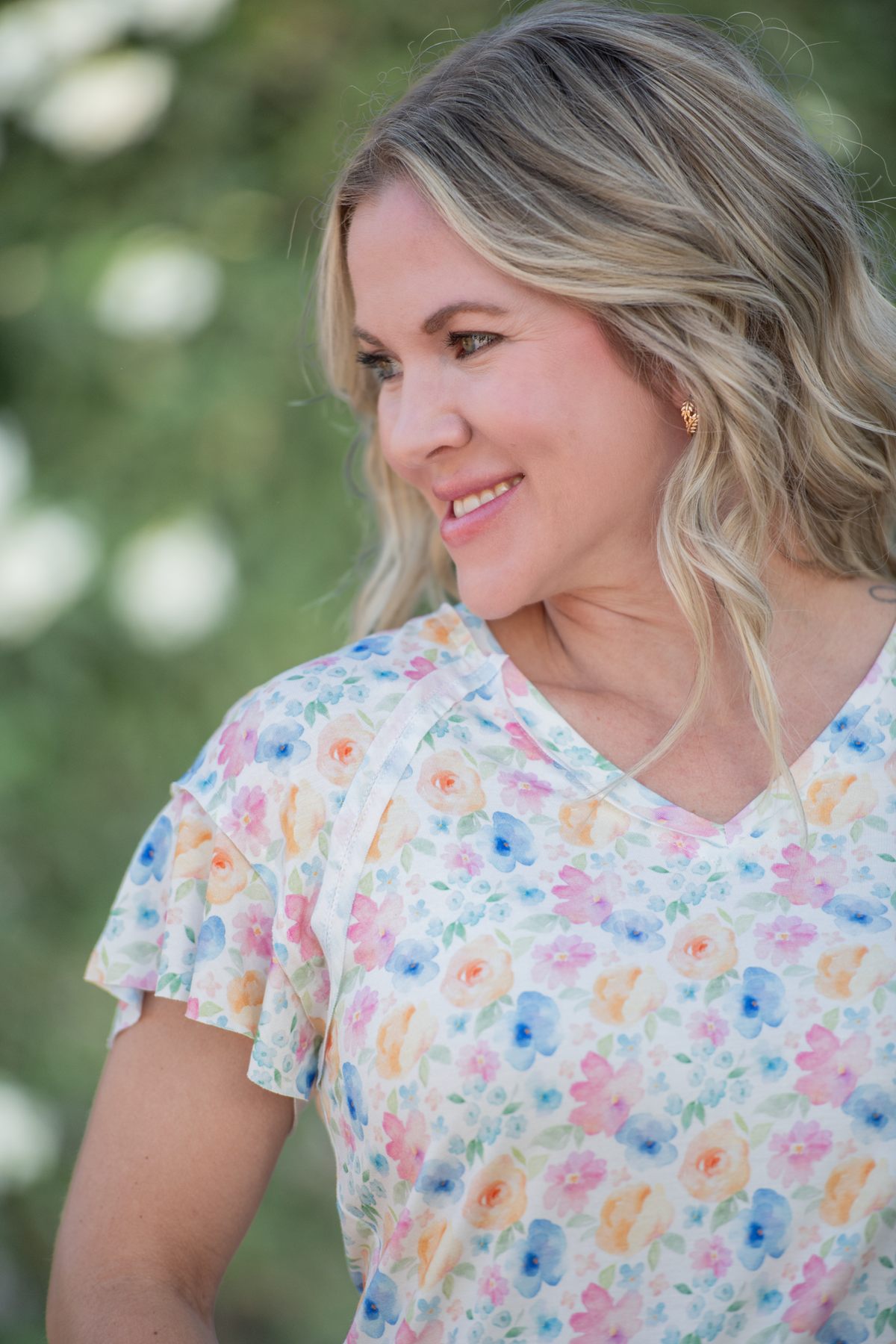 Raelynn V-Neck Top - Petal Gardens-Tops-Villari Chic, women's online fashion boutique in Severna, Maryland