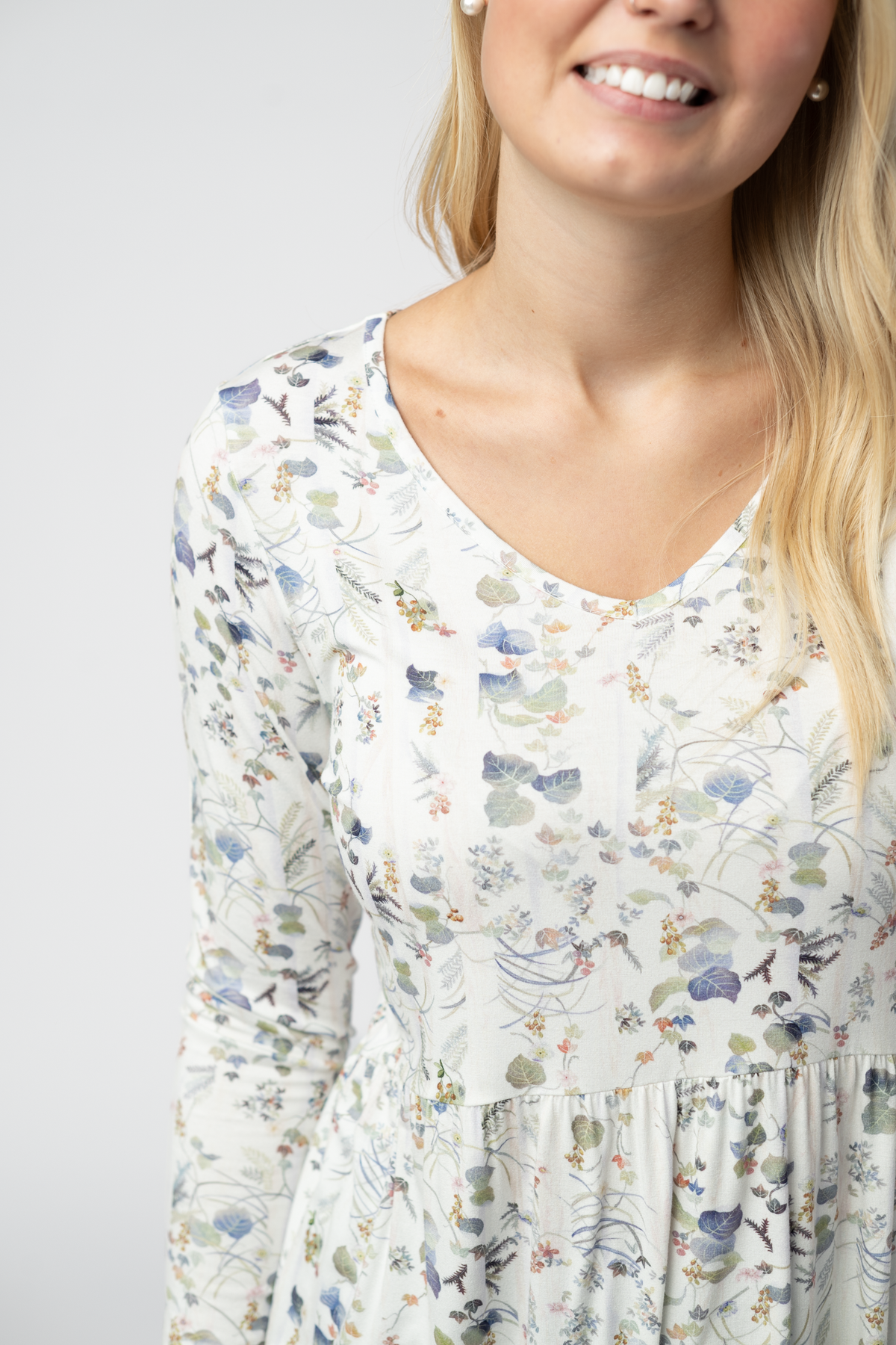Long Sleeve Sarah Ruffle Top - Olive Meadow-Tops-Villari Chic, women's online fashion boutique in Severna, Maryland