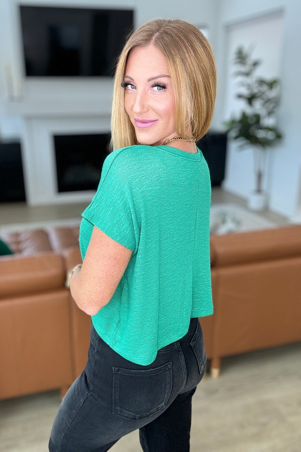 Classic Comfort V-Neck Top in Kelly Green-Tops-Villari Chic, women's online fashion boutique in Severna, Maryland