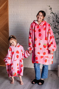 Oversized Blanket Hoodie in Strawberry-Layers-Villari Chic, women's online fashion boutique in Severna, Maryland