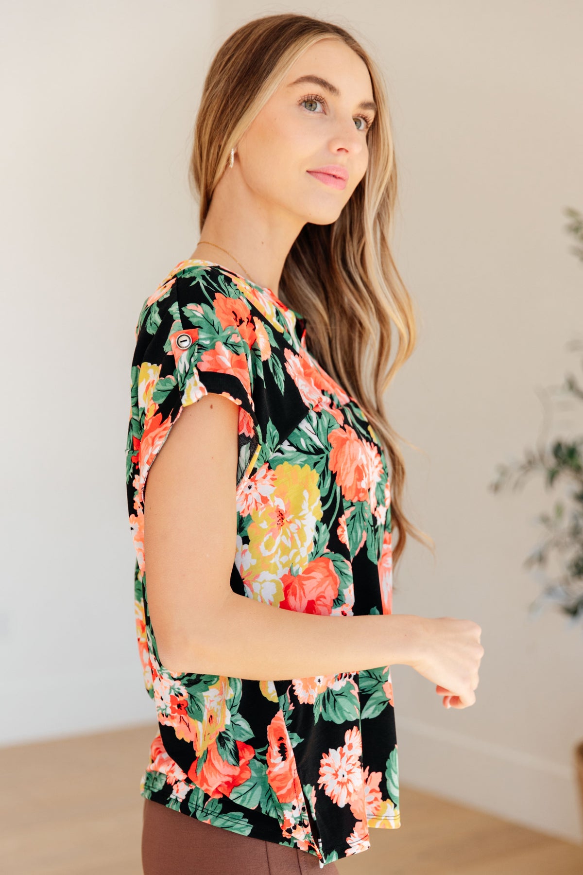 Lizzy Cap Sleeve Top in Black Garden Floral-Womens-Villari Chic, women's online fashion boutique in Severna, Maryland