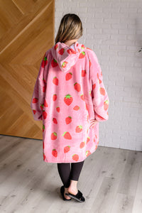 Oversized Blanket Hoodie in Strawberry-Layers-Villari Chic, women's online fashion boutique in Severna, Maryland