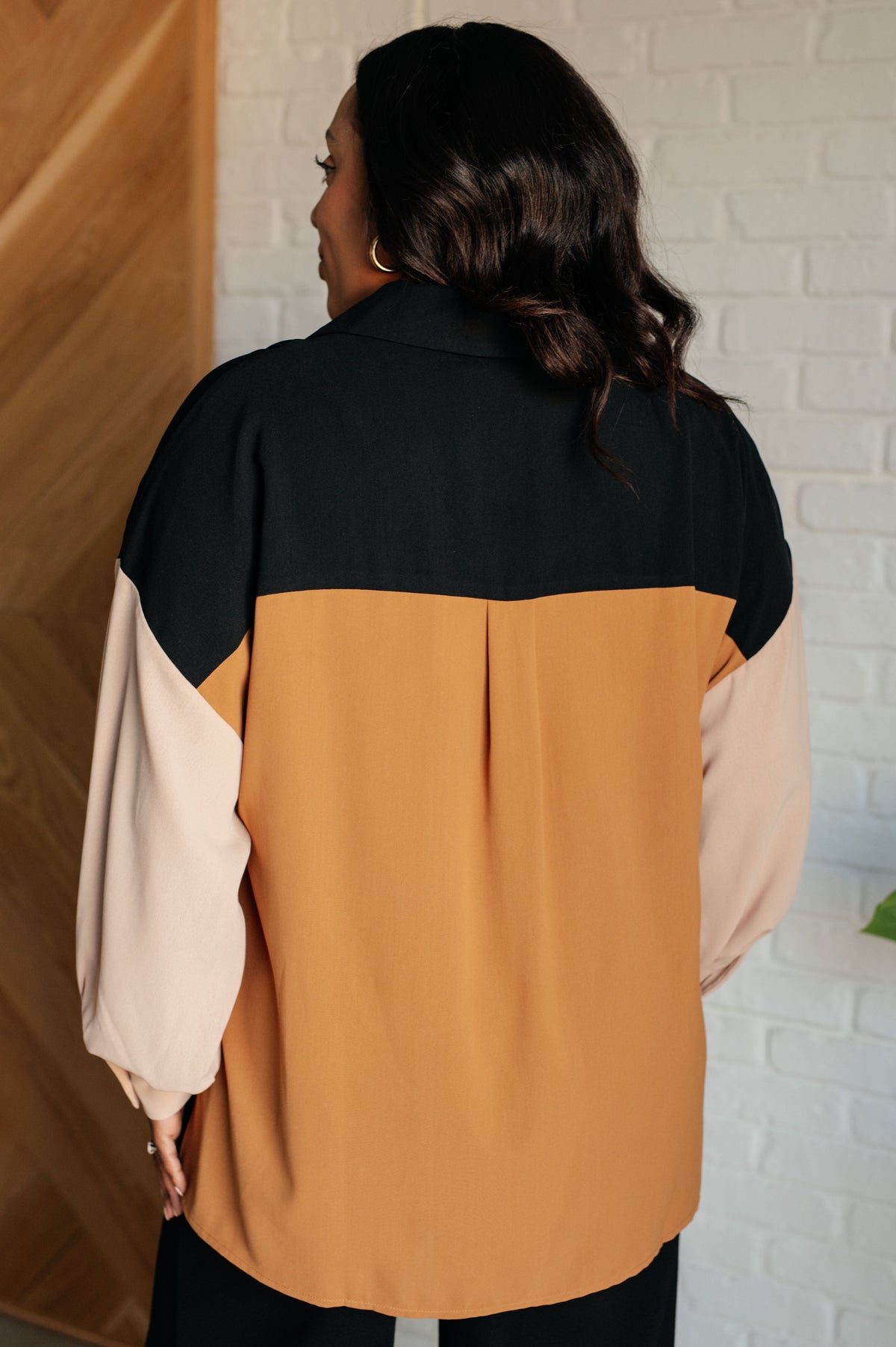 Queen of the Block Button Up-Tops-Villari Chic, women's online fashion boutique in Severna, Maryland