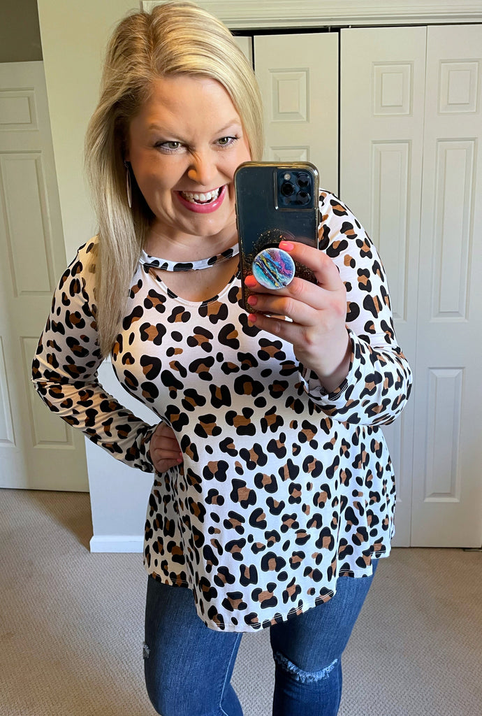 Long-Sleeved Swing Top with Pockets in Cheetah-Villari Chic, women's online fashion boutique in Severna, Maryland